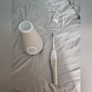 NEW UMMA Diamond Electric Toothbrush with Charging And UV Santizing Base